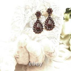 Beautiful drop garnet earrings Victorian style Silver rosegoldplated F230209zz