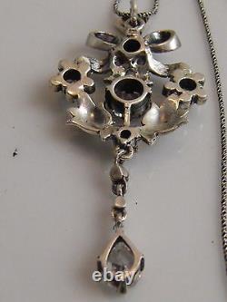 Pretty Silver Victorian Style Necklace