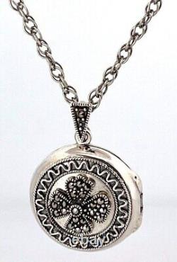 Round Locket Victorian Style 925 Sterling Silver English Hallmarks Set With