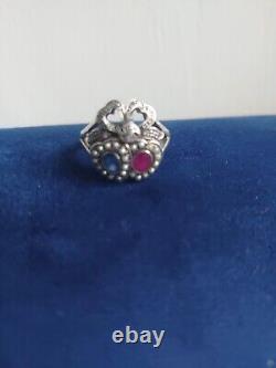 Victorian Style Vintage Crowned Double Heart Ring With Sapphires