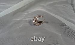 Victorian Style ring Crafted with sterling silver 925, Size 7 weighs 9.2 grams