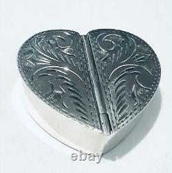 Victorian style Sterling Silver engraved twin Love Heart Trinket Snuff Pill Box