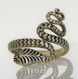 Vintage Beautiful Sterling Silver Etched Snake Serpent Victorian Style Ring S11