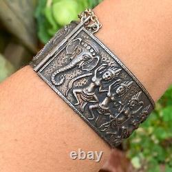 Vintage Victorian revival Silver Plated Bangle. Victorian British Raj style G