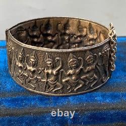 Vintage Victorian revival Silver Plated Bangle. Victorian British Raj style G